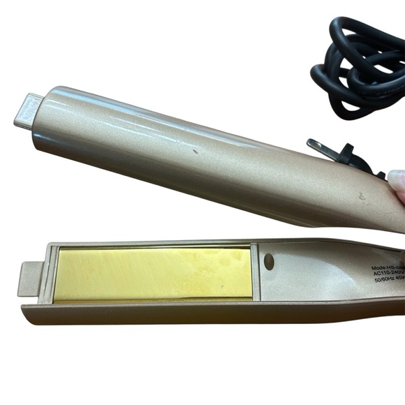 Landot straightener and curler 2-in-1 dual styling tool - Picture 4 of 5
